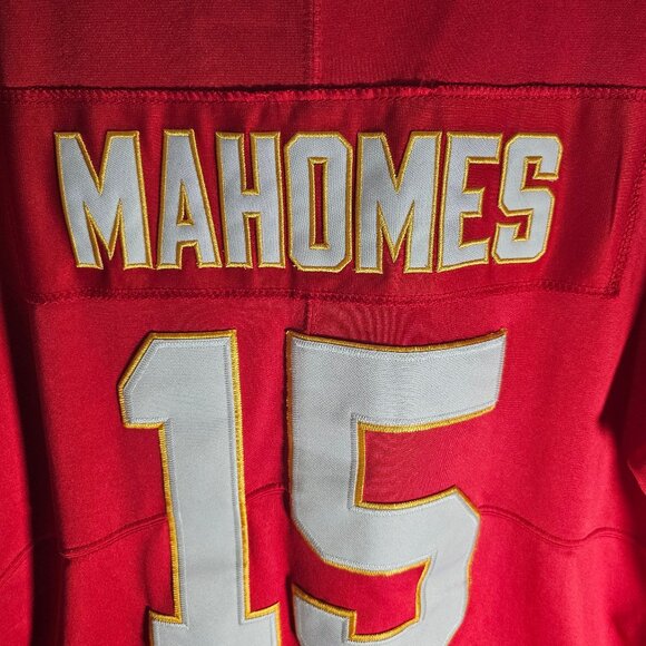 Men's Nike Patrick Mahomes Red Kansas City Chiefs Game Jersey Two XL Very Nice - Picture 8 of 9